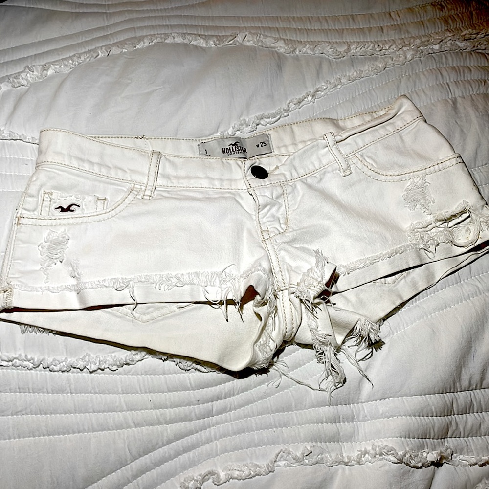 White Hollister jean shorts